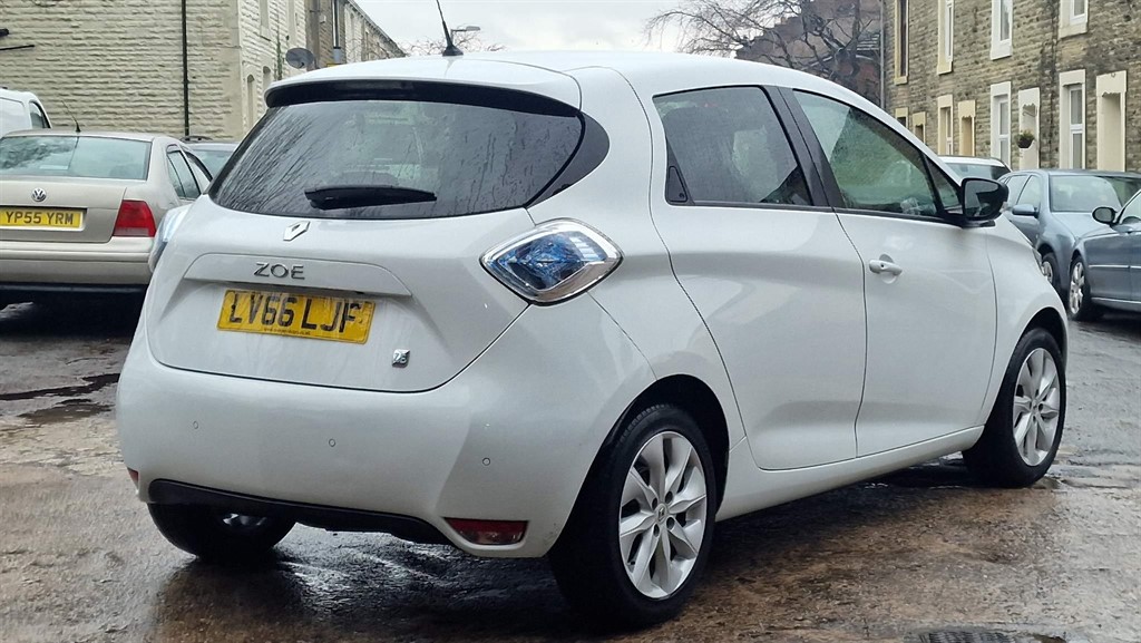 Renault zoe deals battery lease 2015