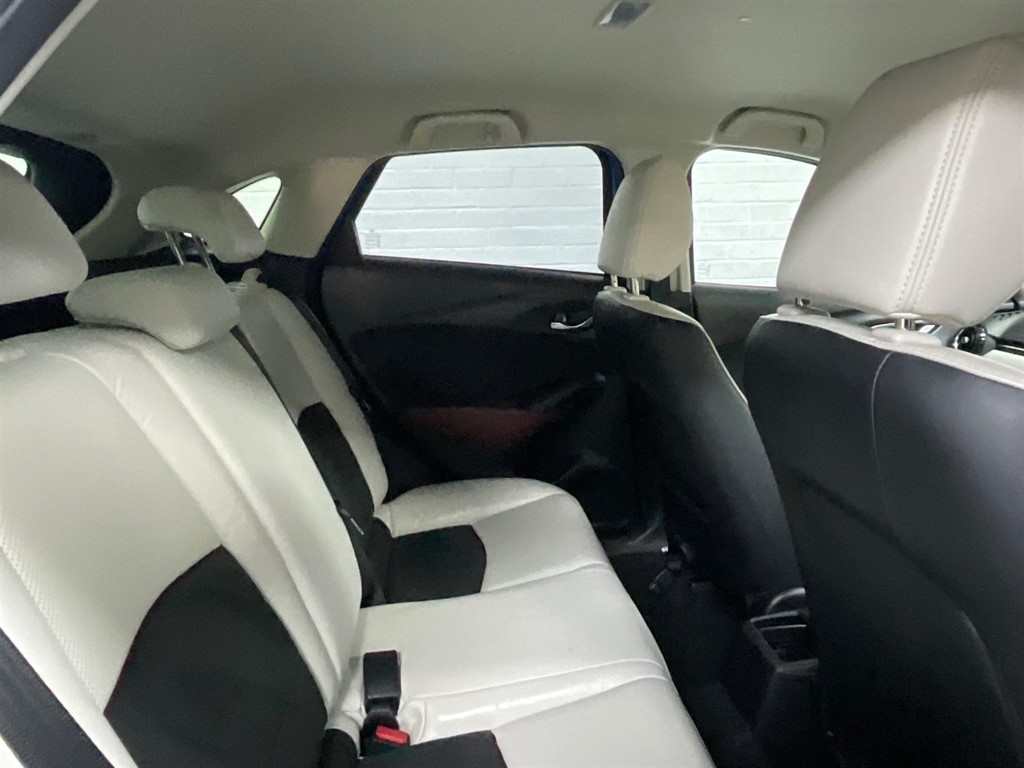 Mazda cx 3 car clearance seat