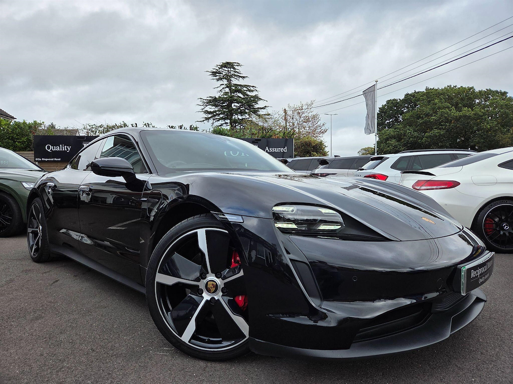 2021 PORSCHE TAYCAN