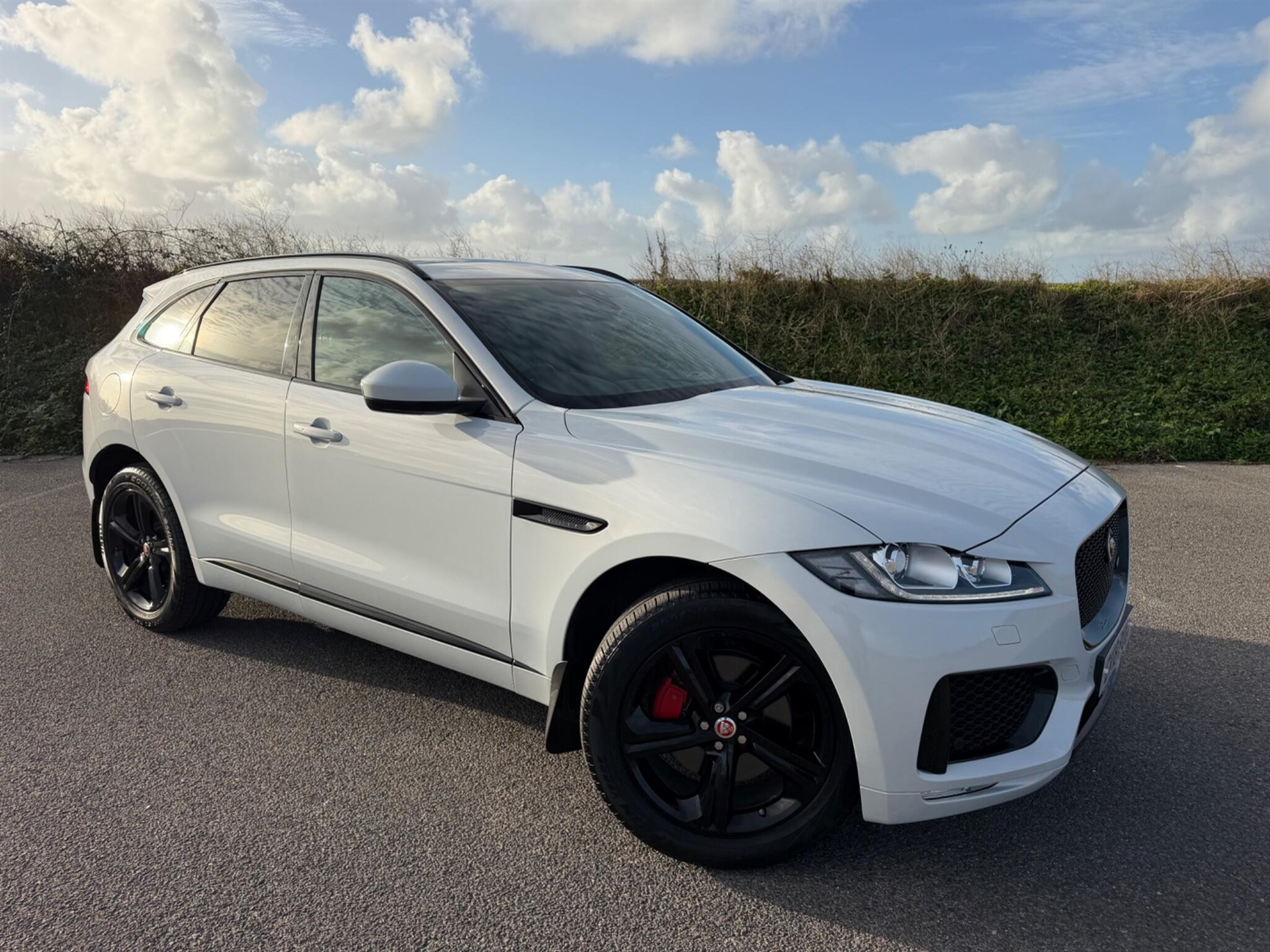 2018 Jaguar F-Pace
