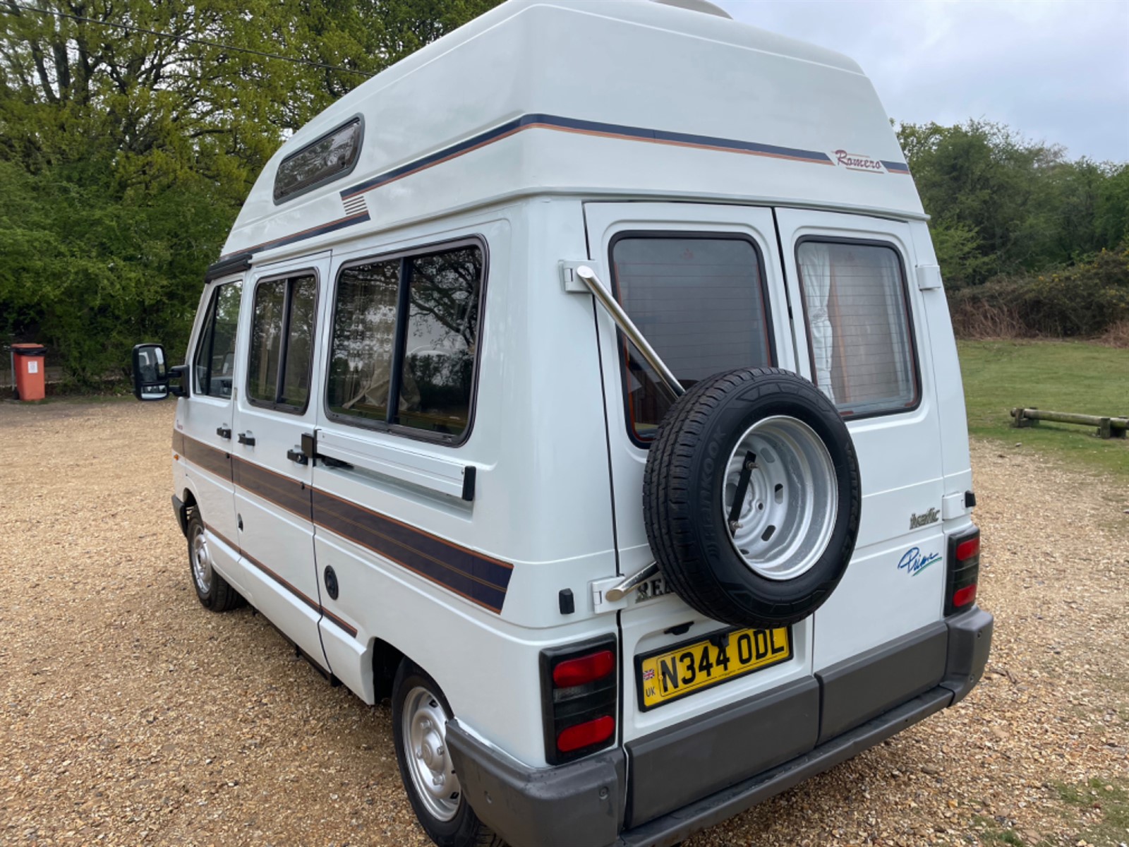 Used Renault Trafic Romero Camper For Sale In Southampton Wiltshire used-renault-trafic-romero-camper-for-sale-in-southampton-wiltshire