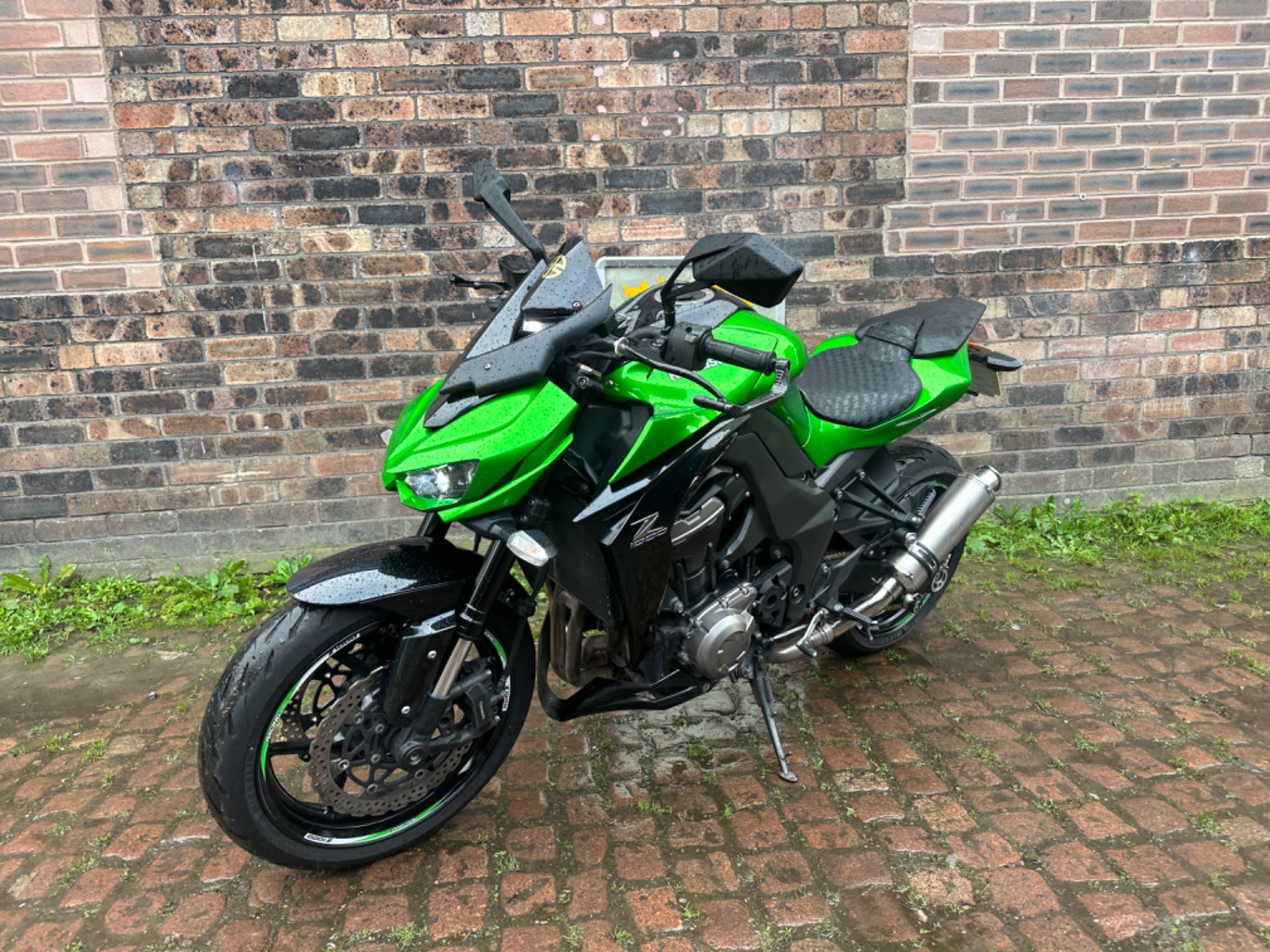 z1000 abs