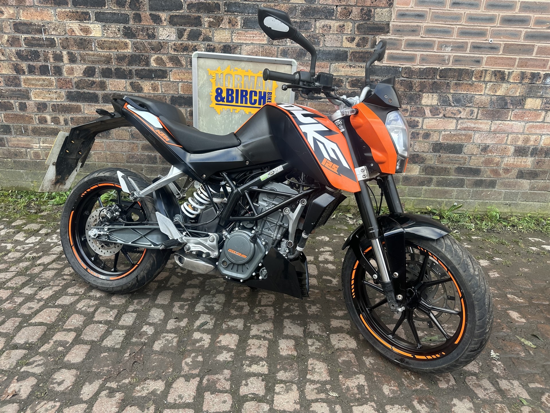 used ktm duke 200