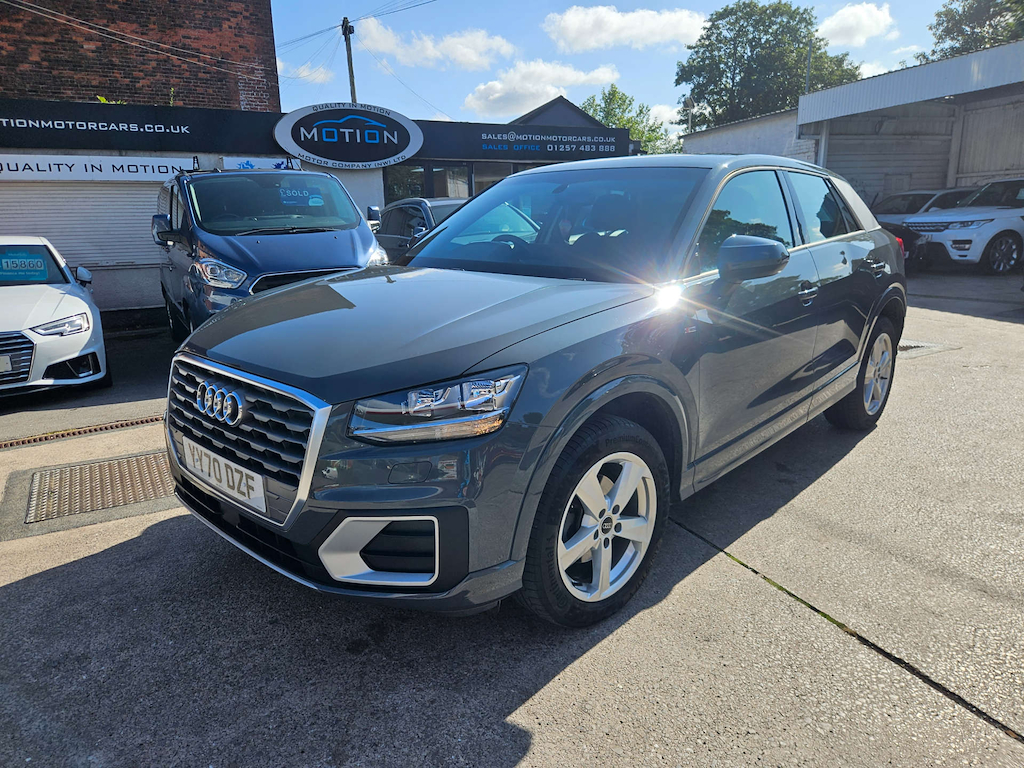 Audi Q2