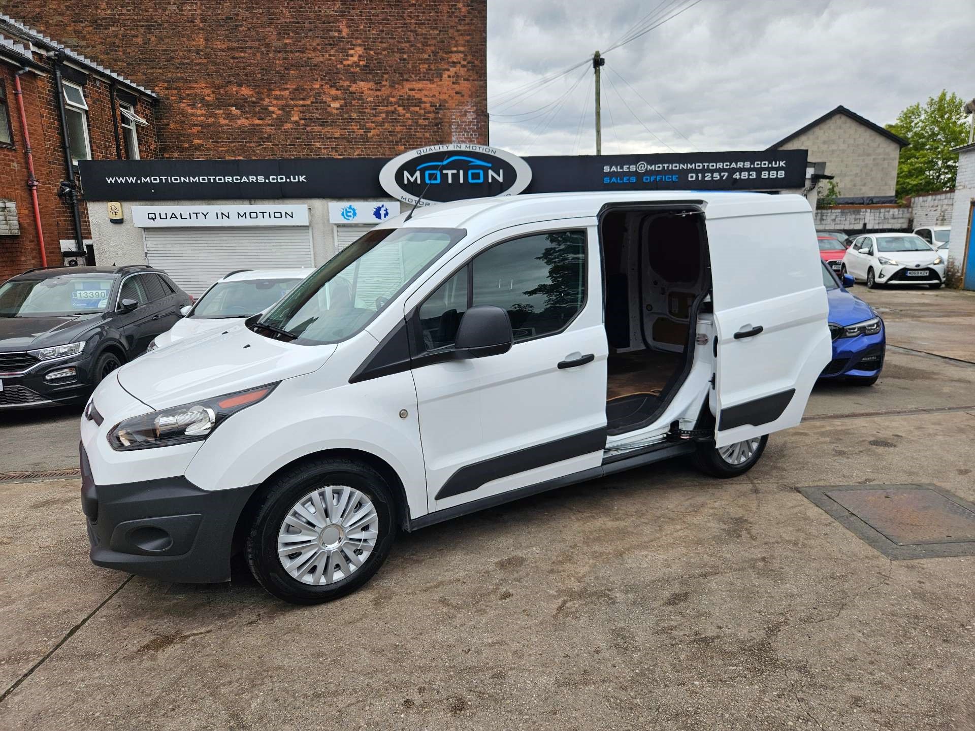 Camper Van Ford Transit Motion R For Sale Cars Ford Transit Custom