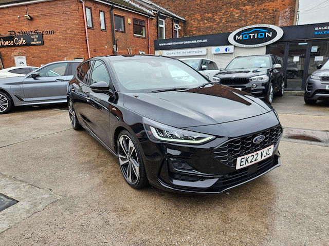 2022 FORD FOCUS ST LINE ECOBLUE AUTO 10,360 10,360 210.33 ULEZ COMPLIANT REG 2022 22... photo