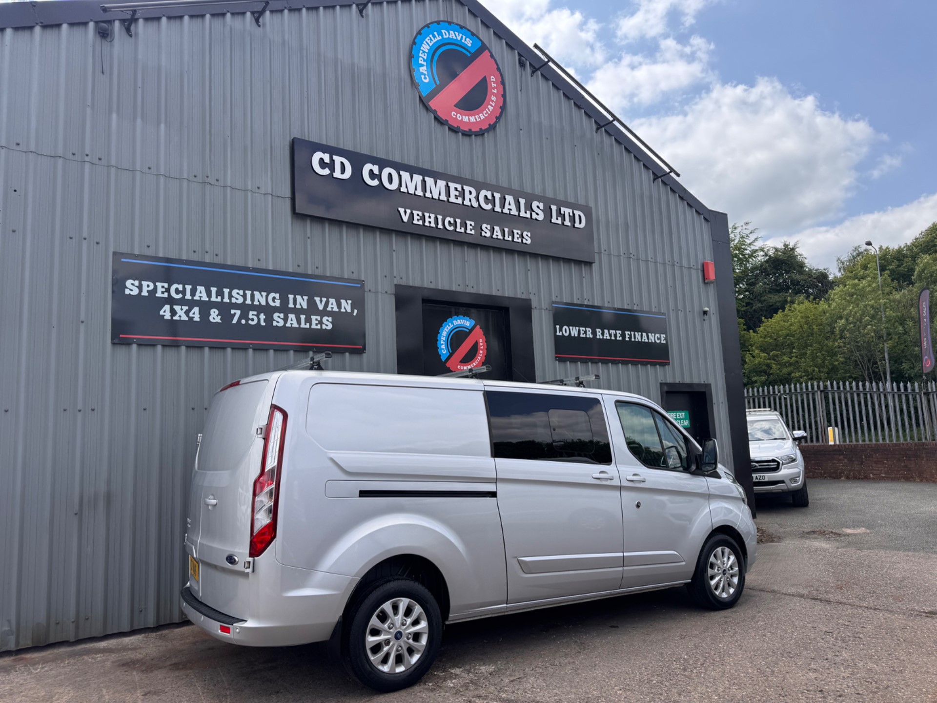 Commercial Vans Uk Used Vans Used Ford Transit Custom For