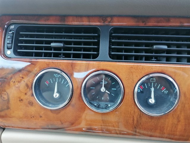 Used Jaguar XKR