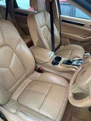 Used Porsche Cayenne from Herefordshire Trade Centre