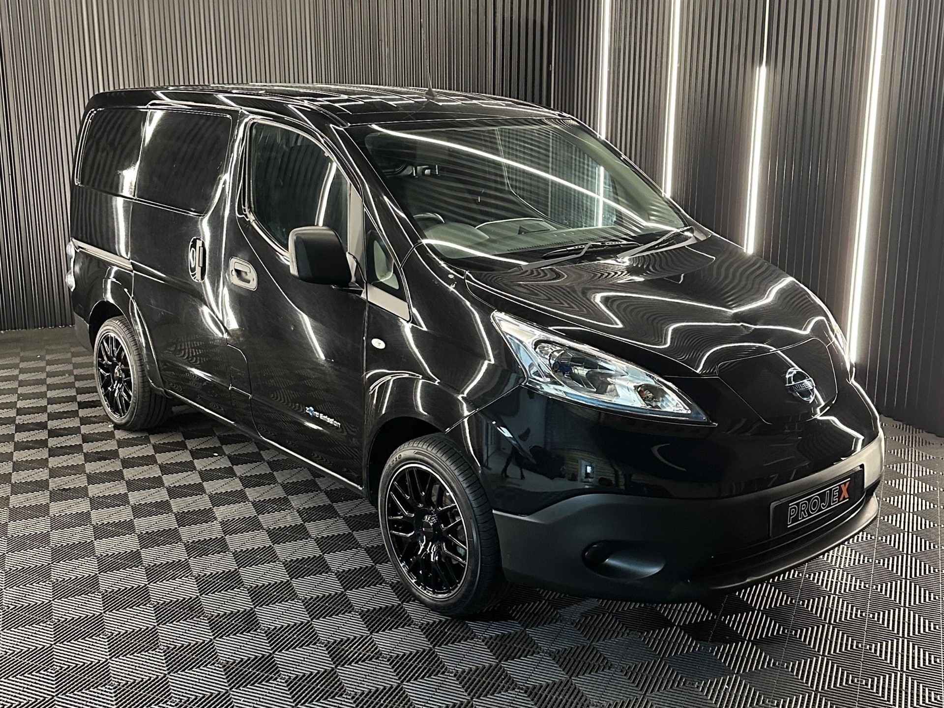 Used nissan nv200 sales bristol