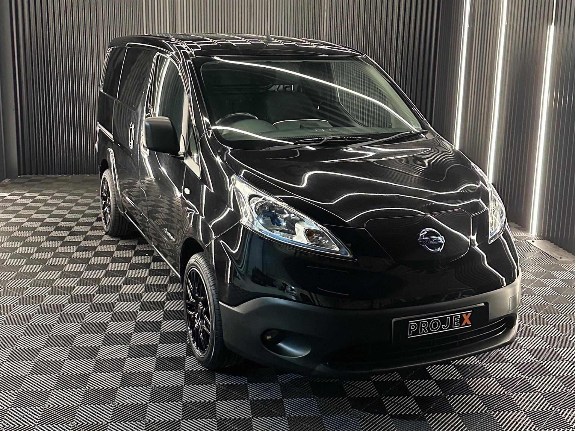 Used nissan nv200 sales bristol