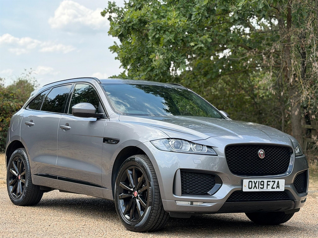 Jaguar F-Pace
