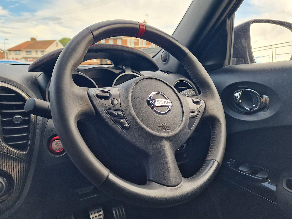 2017 17 NISSAN JUKE