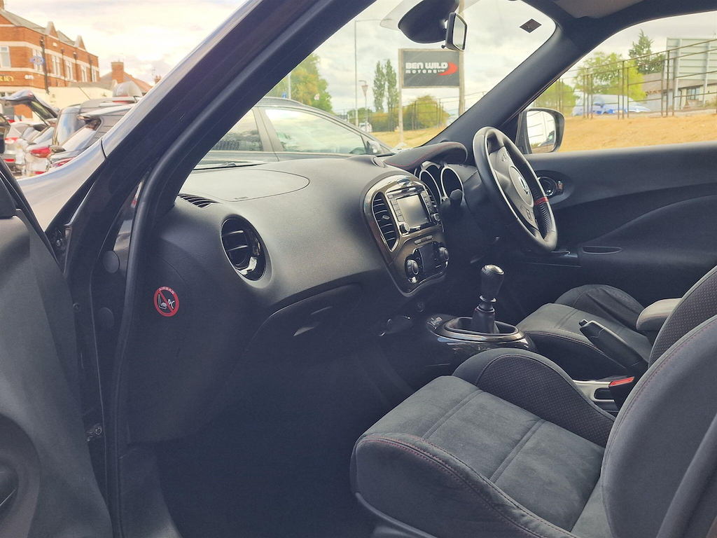 2017 17 NISSAN JUKE