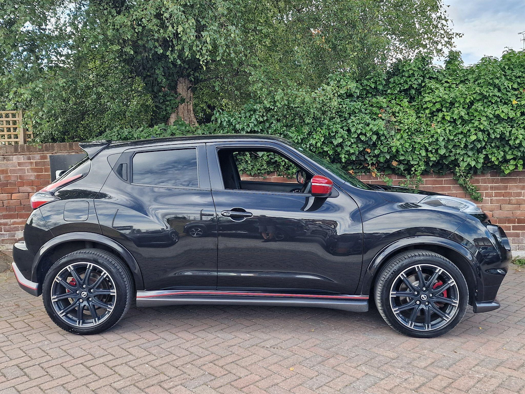 2017 17 NISSAN JUKE