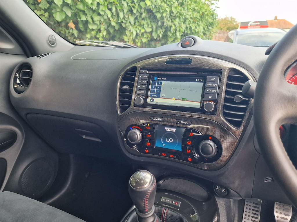 2017 17 NISSAN JUKE