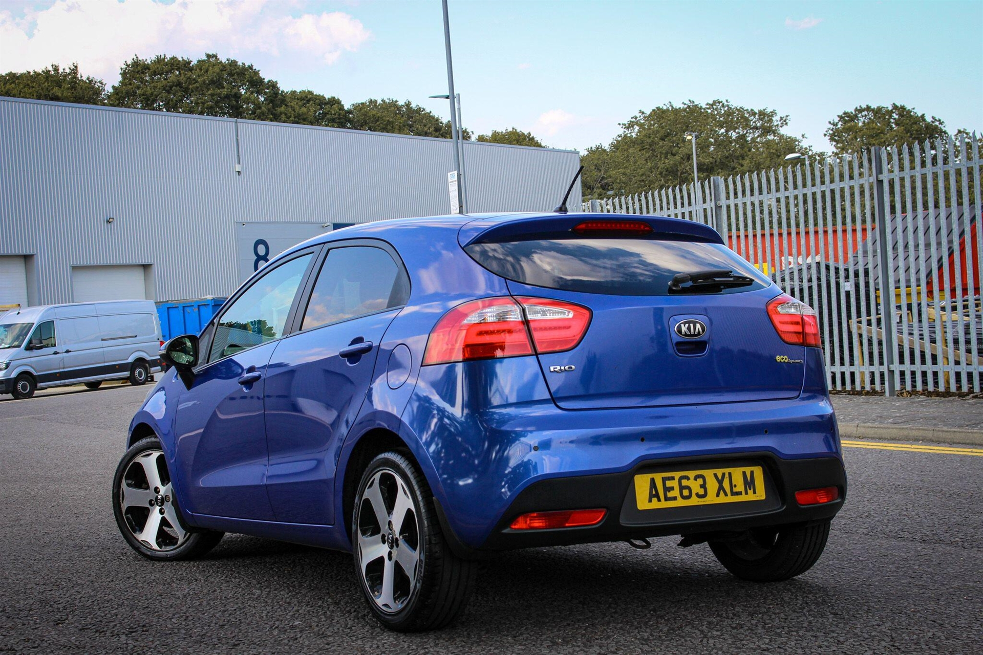 2013 KIA Rio thumbnail 3