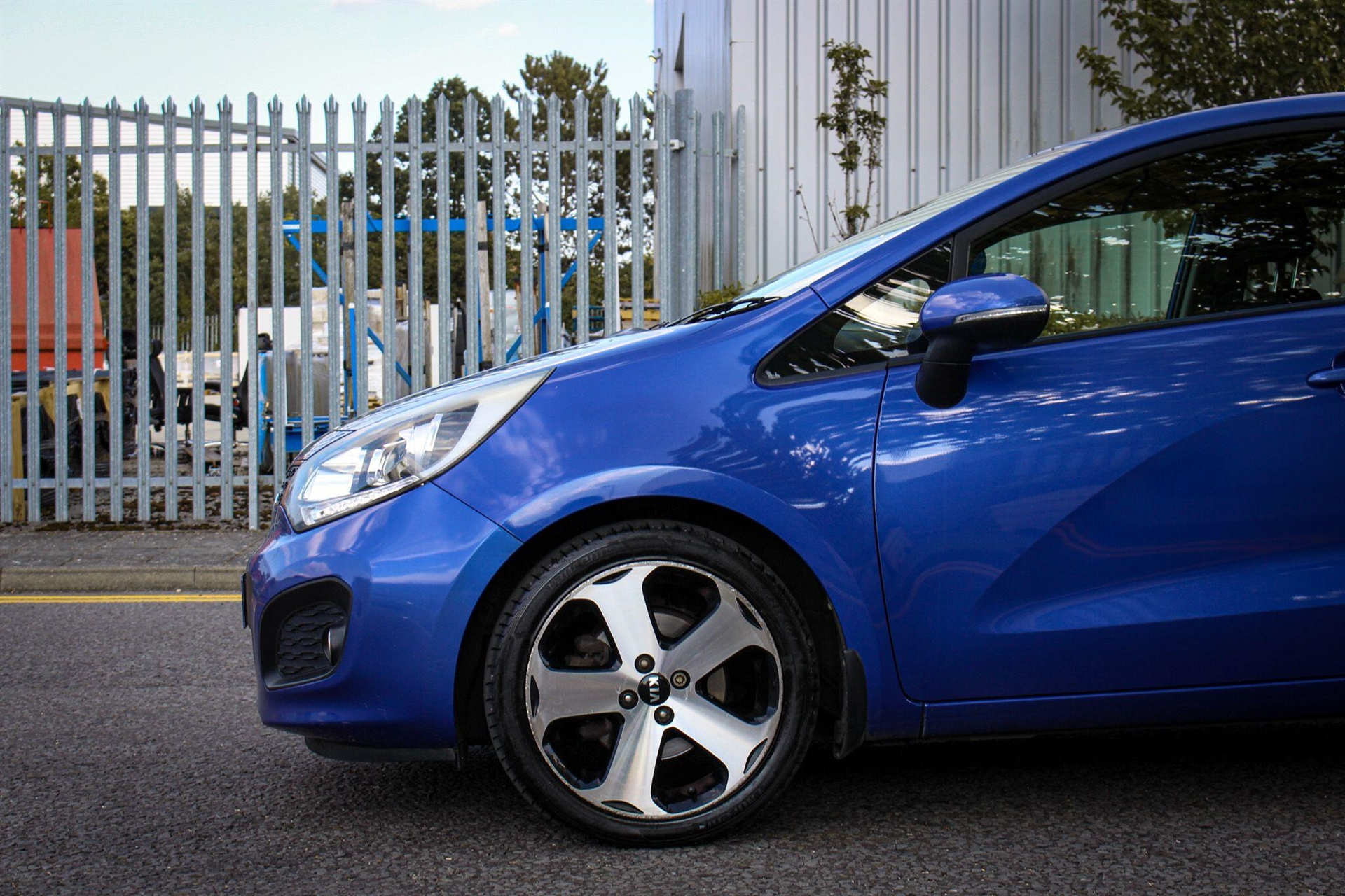 2013 KIA Rio thumbnail 16
