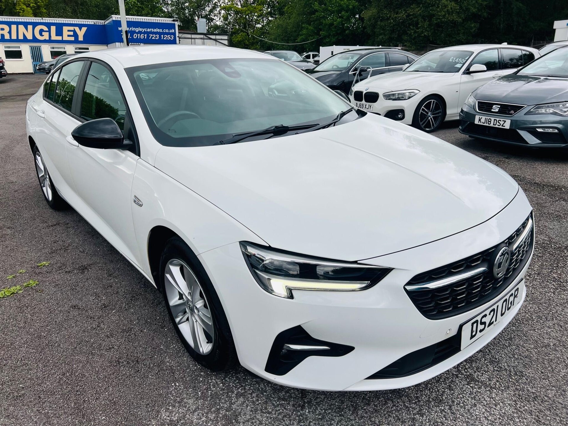 Vauxhall Insignia 1.5 Turbo D SE Nav Grand Sport Euro 6 (s/s) 5dr - Image 1