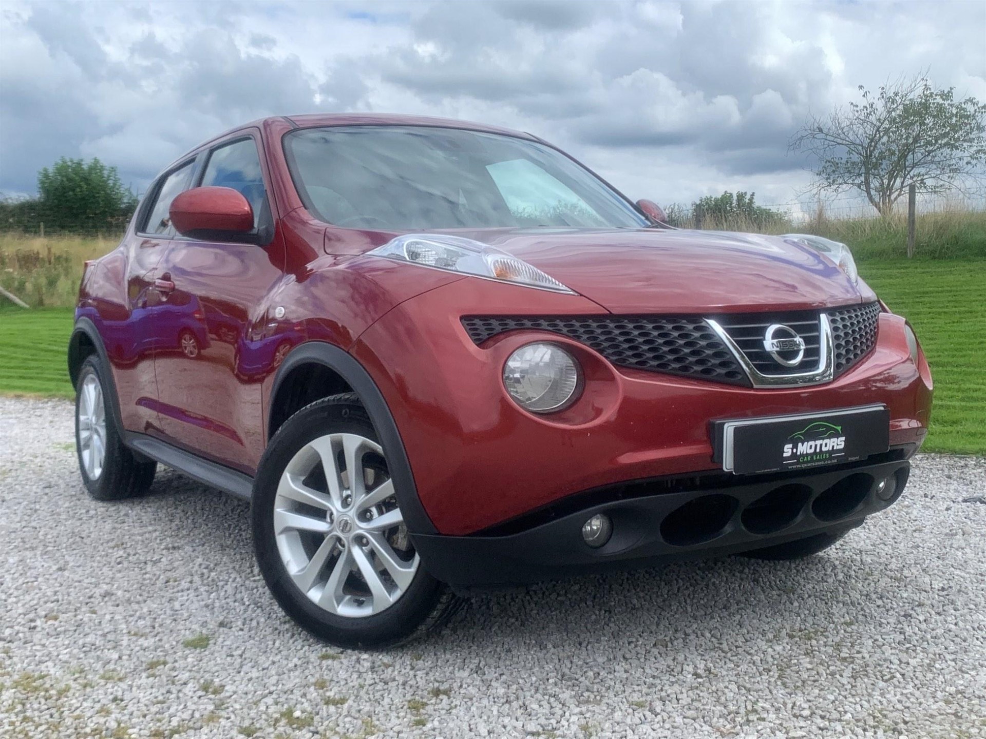 nissan juke bury