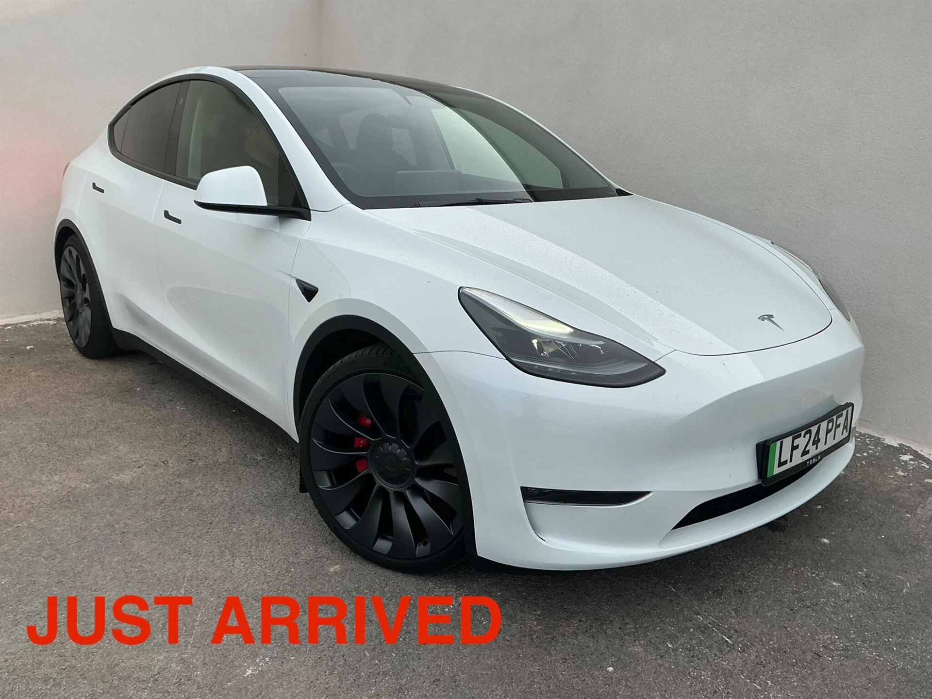 2024 TESLA MODEL Y