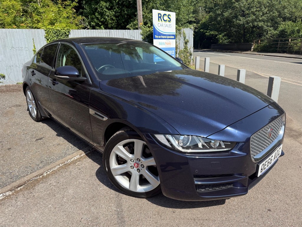 Jaguar Xe