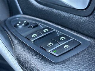 Used BMW 318d from Mebs Motors