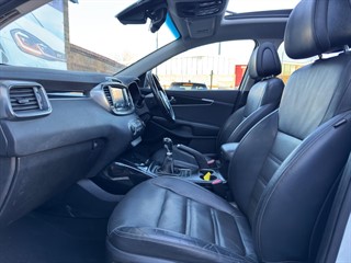Used Kia Sorento from Mebs Motors