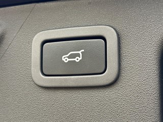 Used Land Rover Discovery Sport from Mebs Motors