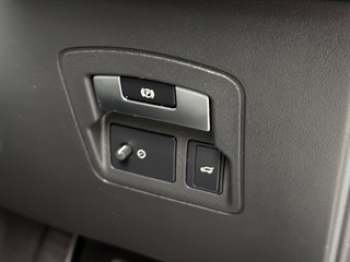 Used Land Rover Range Rover Velar from Mebs Motors