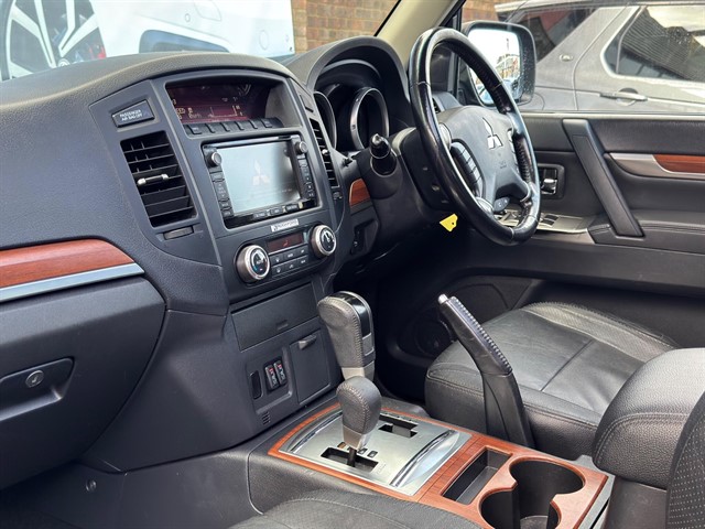 Used Mitsubishi Shogun