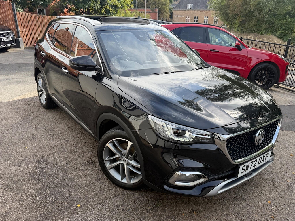 2023 MG MG