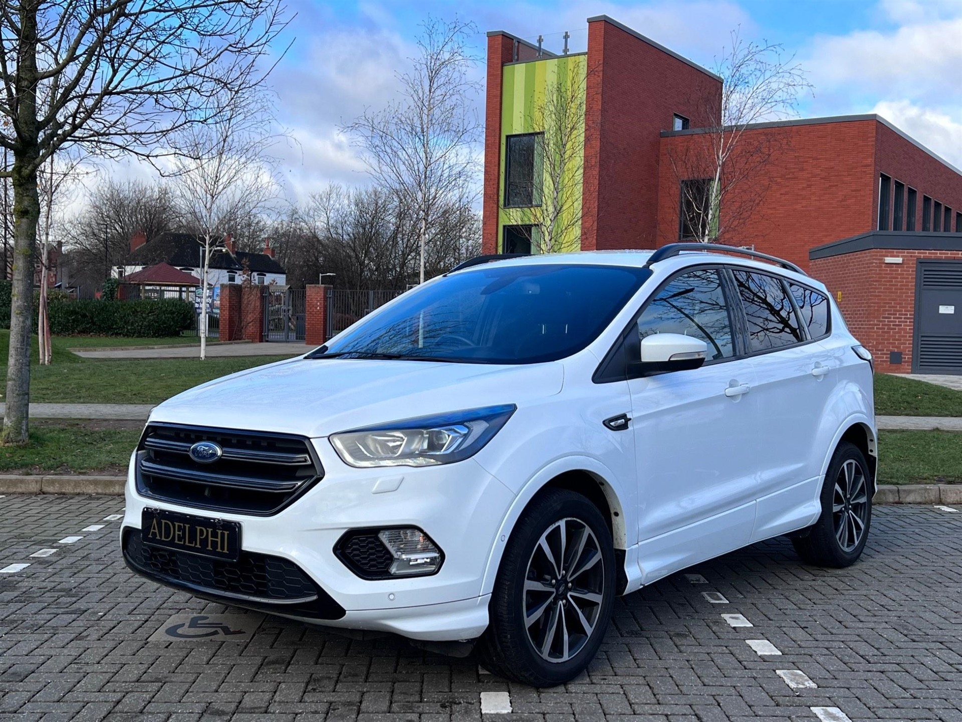 ford kuga petrol