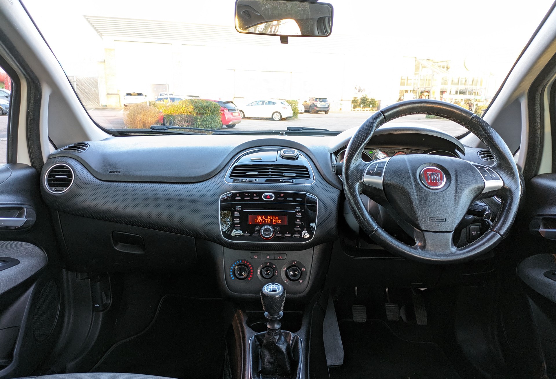 Used Fiat Punto Evo Hatchback (2010 - 2012) interior