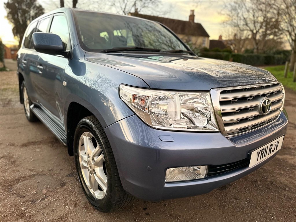 Used Toyota Land Cruiser for sale in Bedford | Individual Cars