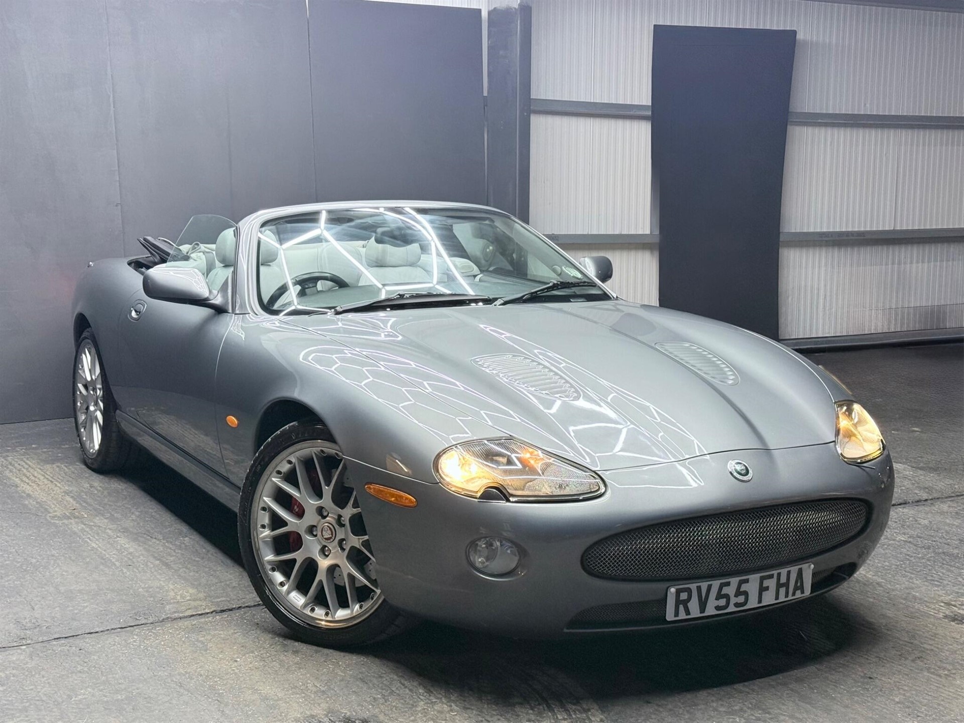 2005 Jaguar XKR 4.2 S 2dr