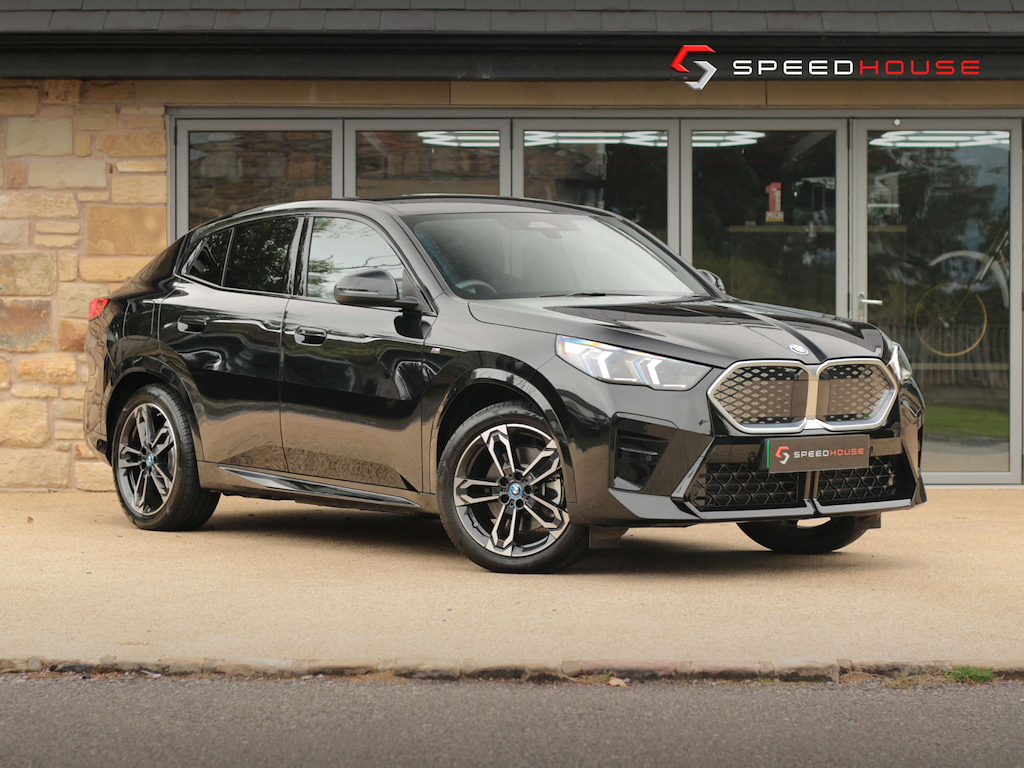 2025 BMW IX2