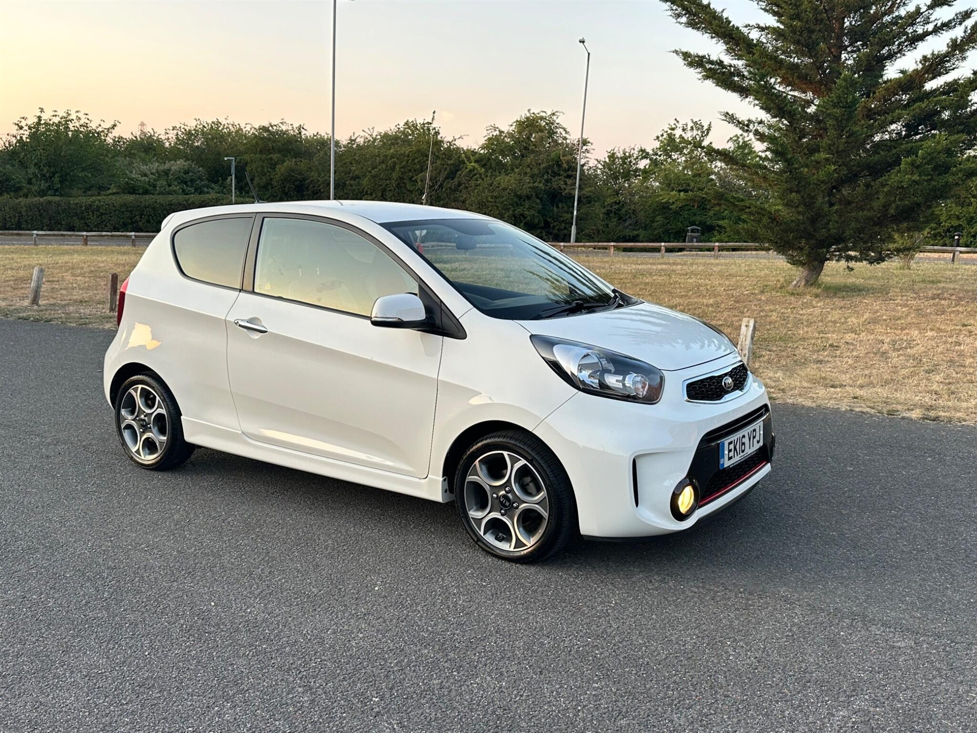 2016 KIA Picanto