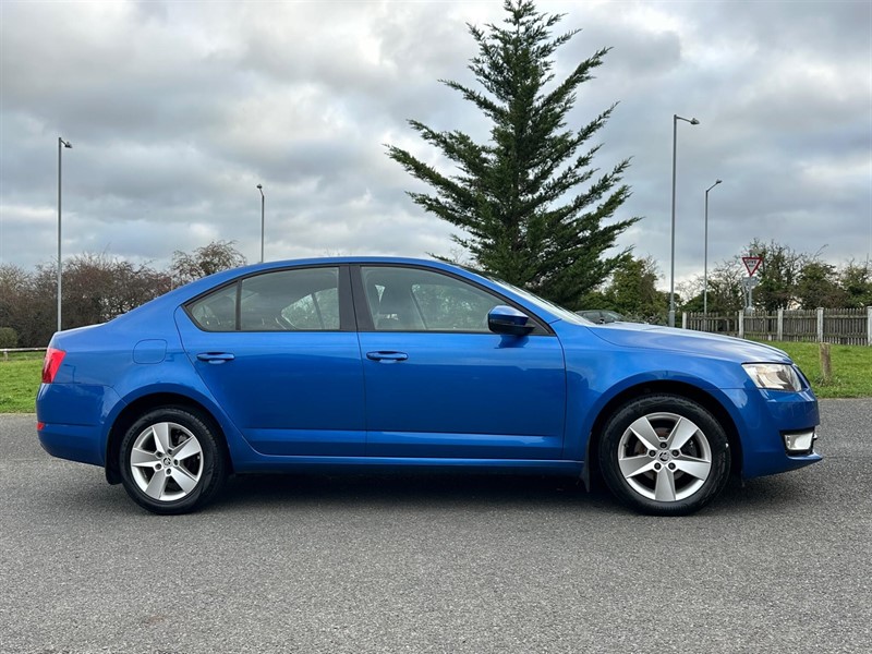 2015 OCTAVIA 1.2 TSI SE EURO 6 S S 5DR 6,900 YEAR 2015 65... photo