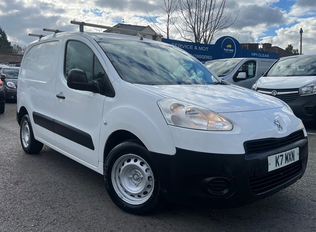 Cheap vans in outlet bristol