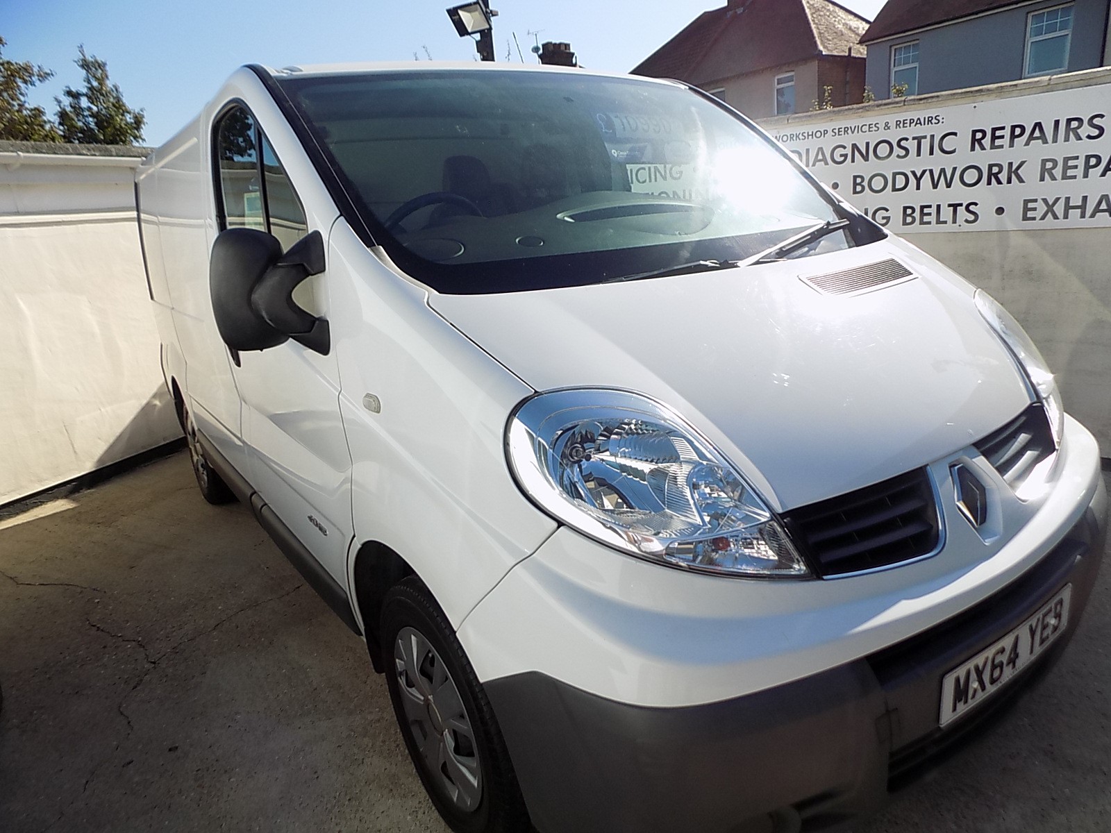Renault Vans Cheapest New Renault Trafic Sport Trafic Camper Van