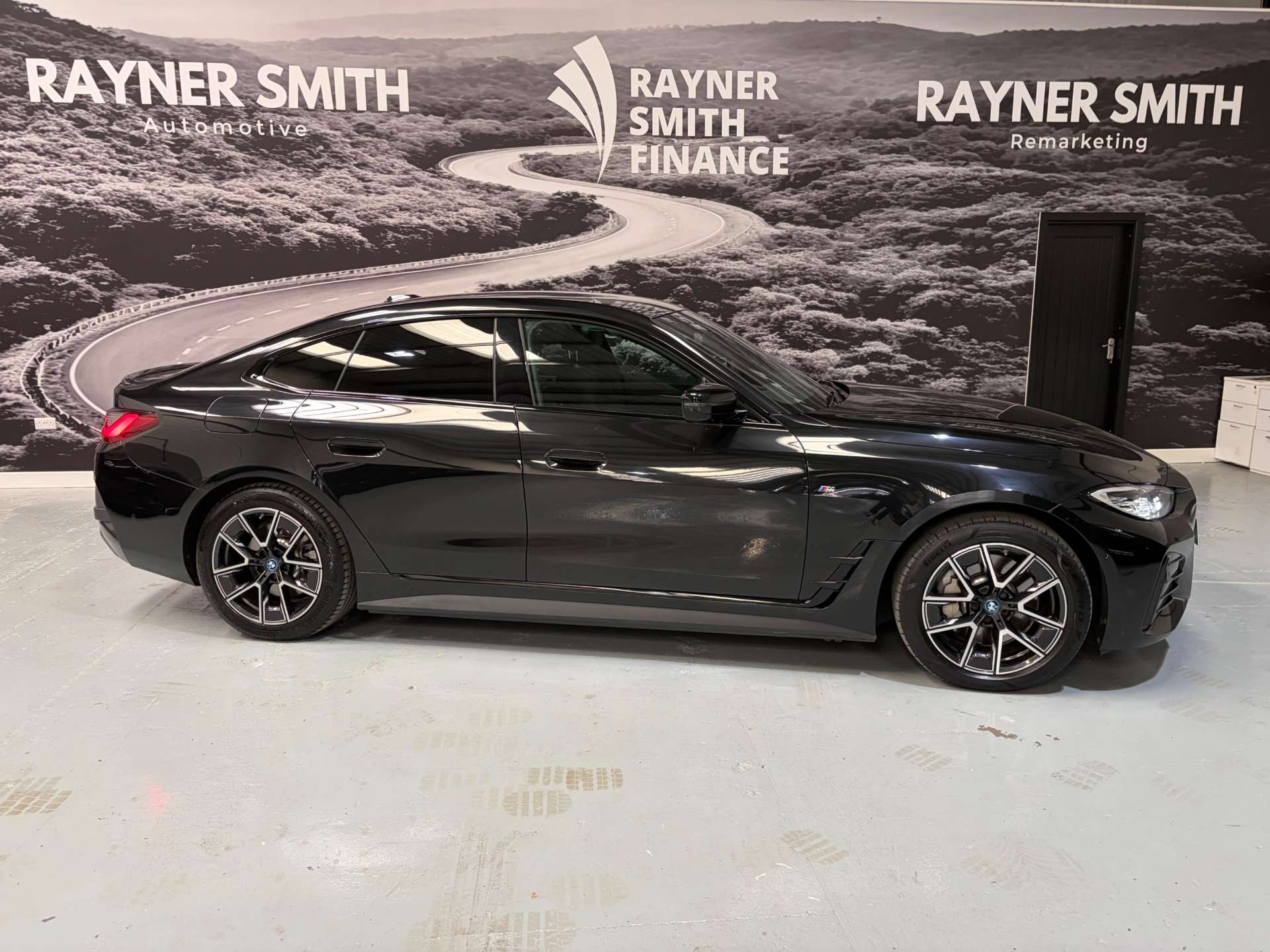 2022 BMW I4