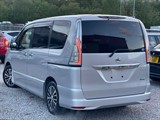 Used Nissan Serena