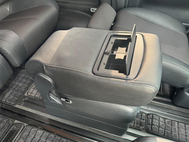 Used Nissan Elgrand