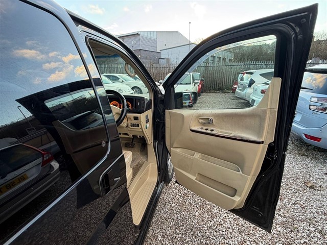 Used Nissan Elgrand