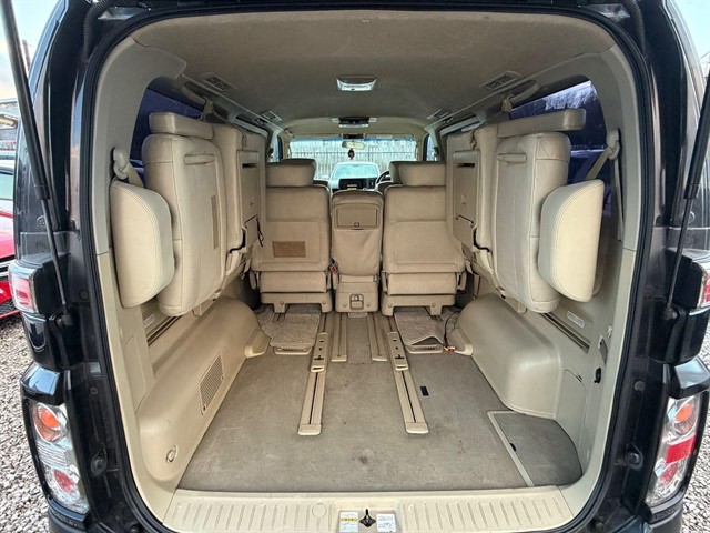 Used Nissan Elgrand