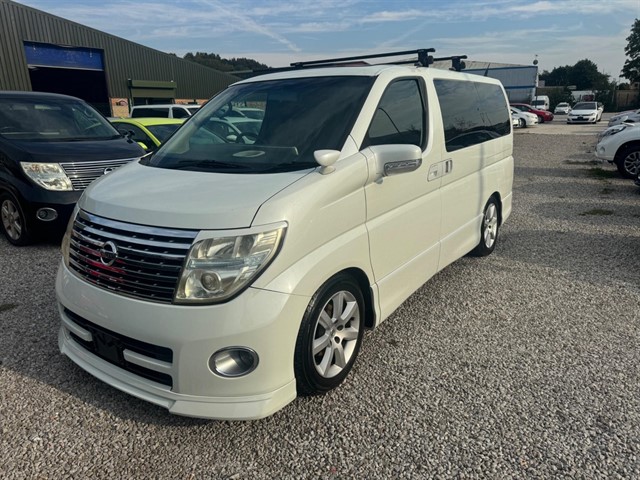 Used Nissan Elgrand in Bradford, West Yorkshire