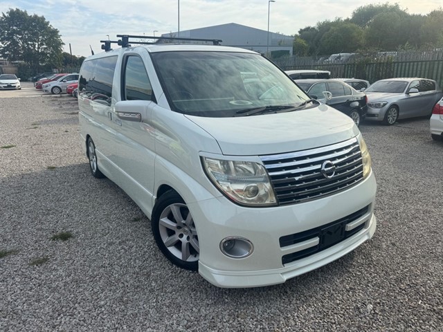 Used Nissan Elgrand in Bradford, West Yorkshire
