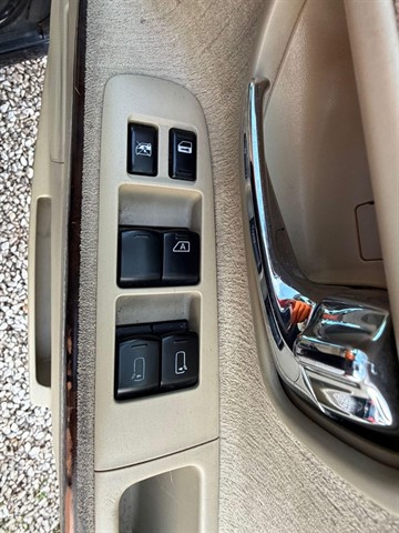 Used Nissan Elgrand