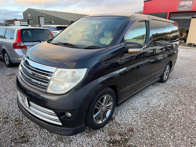 Used Nissan Elgrand in Bradford, West Yorkshire